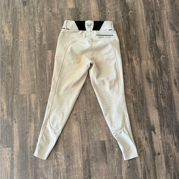Horse Pilot Breeches - Picture 2 of 7